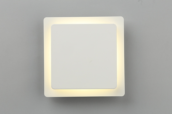 Настенный светильник Omnilux Banbury OML-42611-10